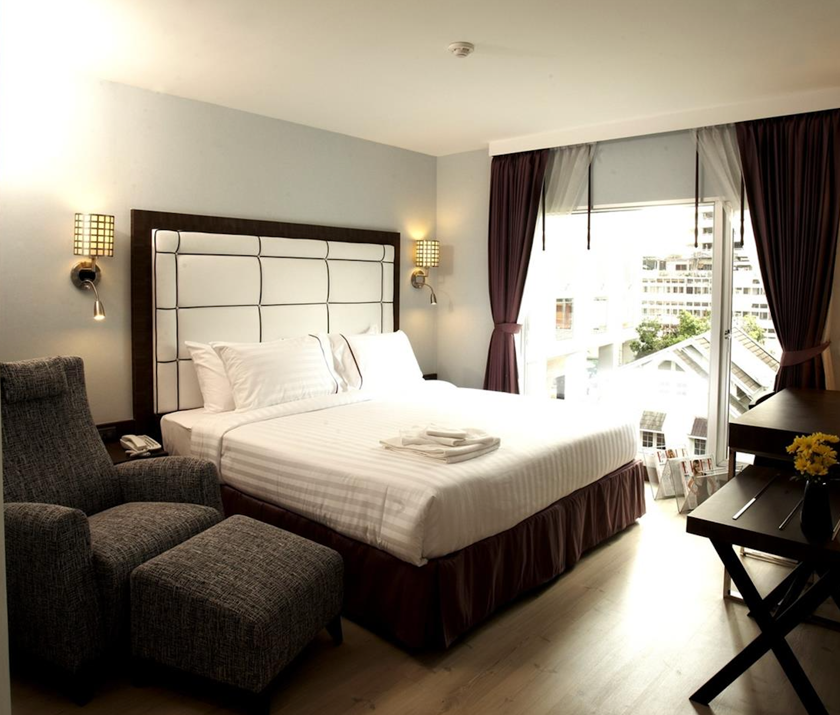  Sukhumvit Suites Hotel