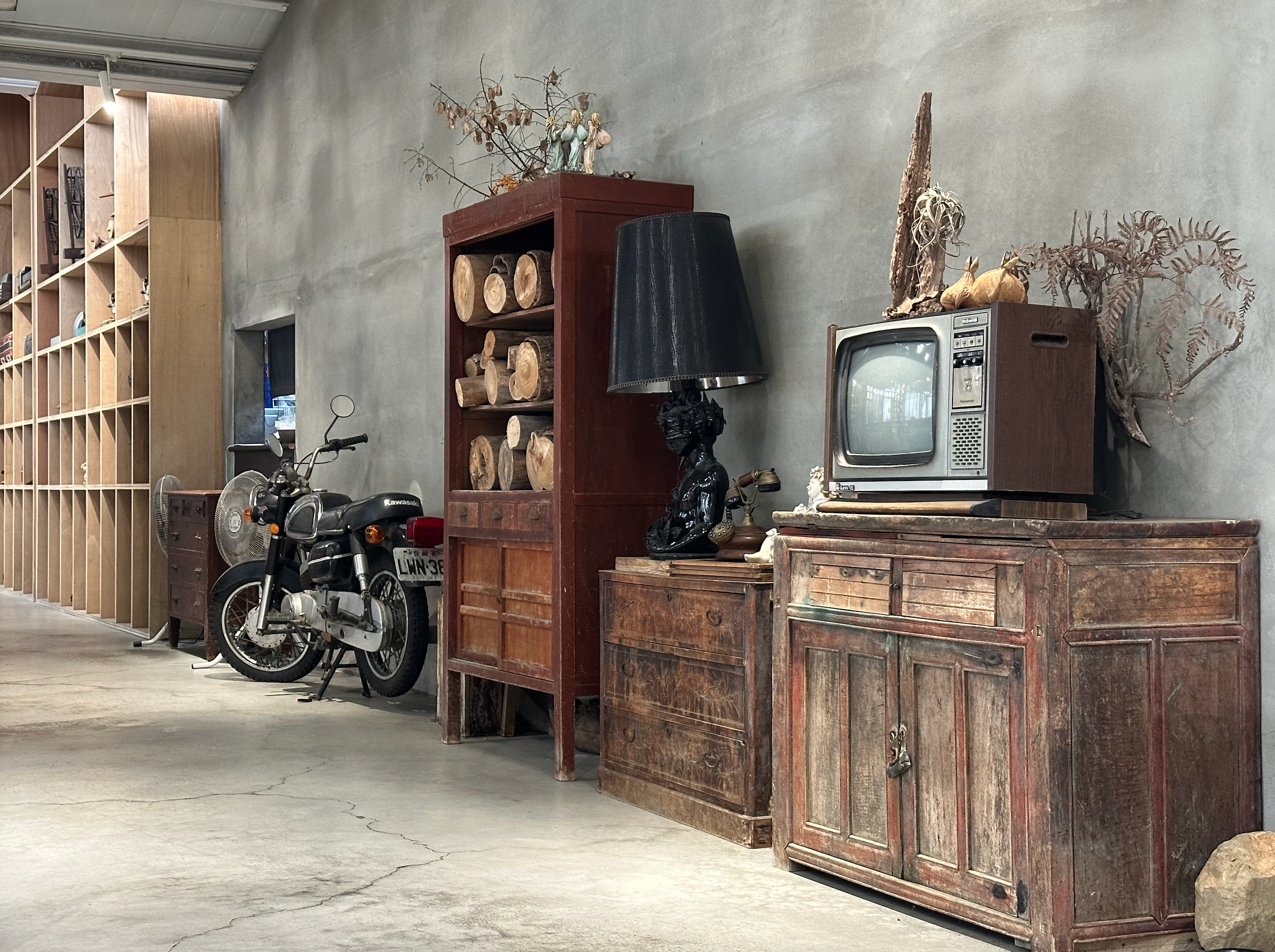 空氣圖書館的圖片－復古物件陳設區